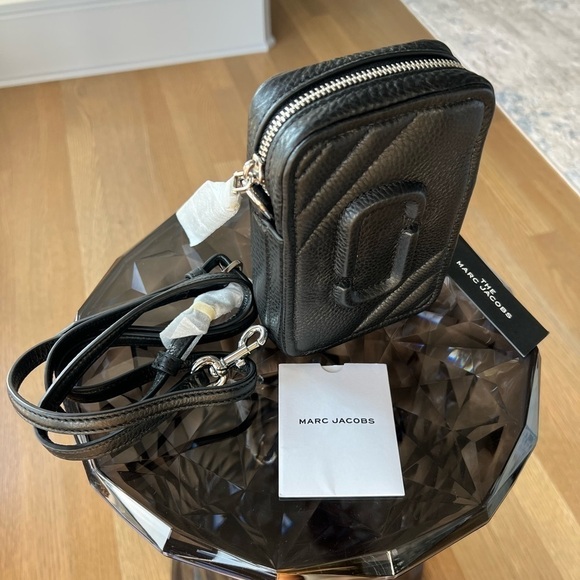 Marc Jacobs Logo Leather Phone Crossbody Bag Black - Picture 8 of 13